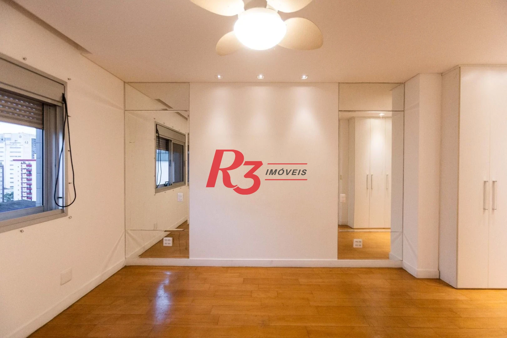 Apartamento  com 4 dormitórios à venda, 209 m² - Boqueirão - Santos/SP