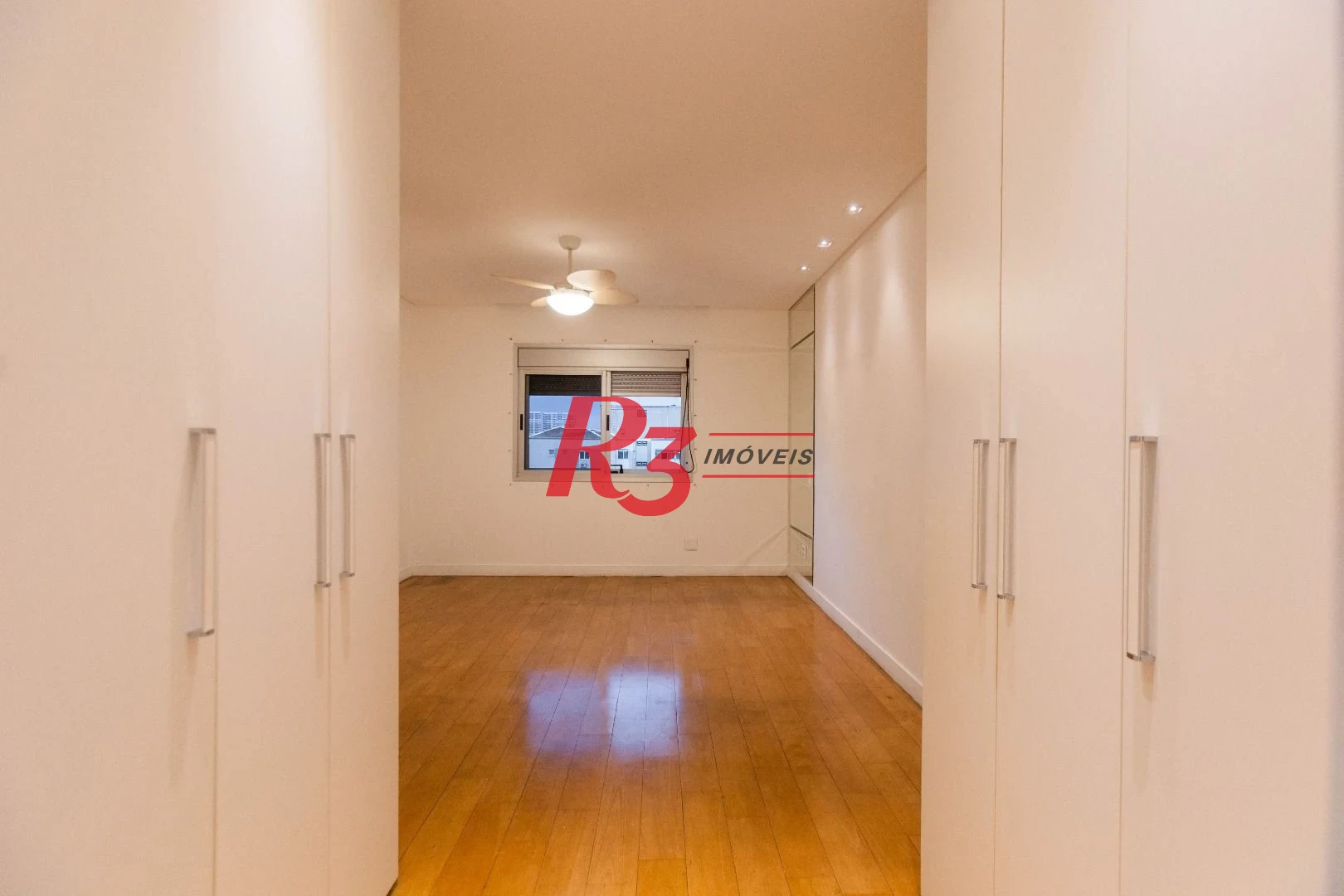 Apartamento  com 4 dormitórios à venda, 209 m² - Boqueirão - Santos/SP