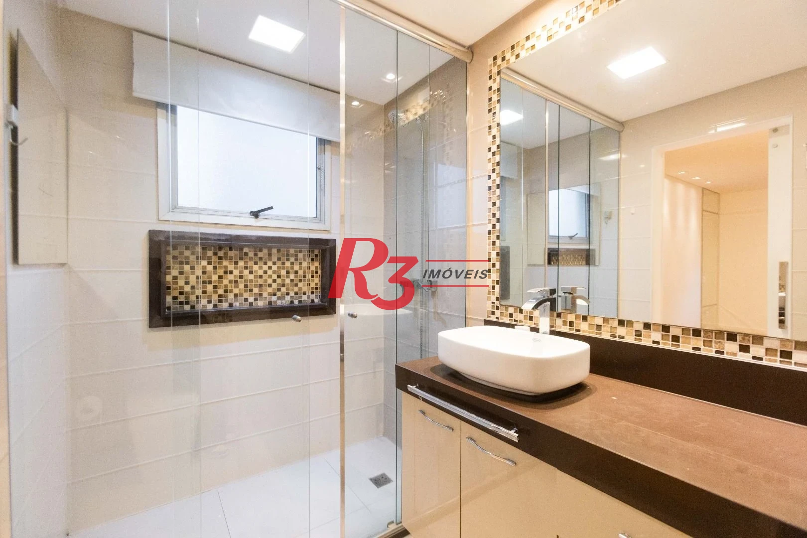 Apartamento  com 4 dormitórios à venda, 209 m² - Boqueirão - Santos/SP