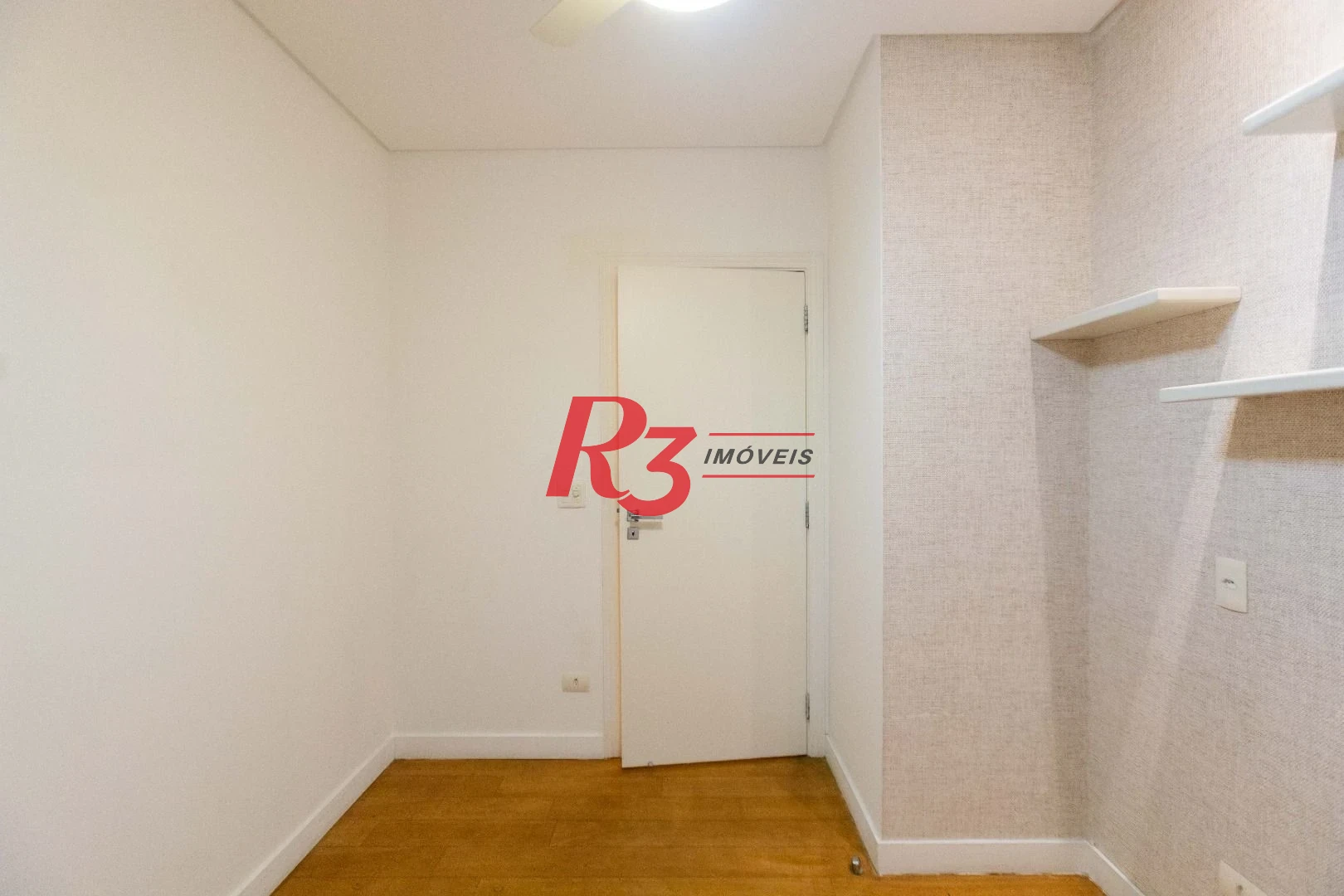 Apartamento  com 4 dormitórios à venda, 209 m² - Boqueirão - Santos/SP