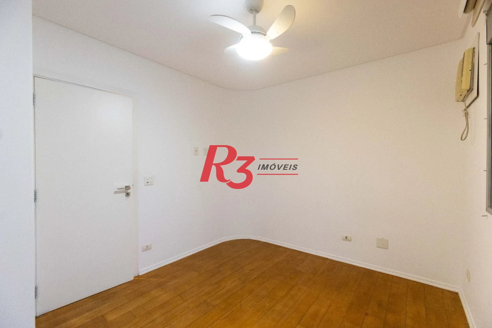 Apartamento  com 4 dormitórios à venda, 209 m² - Boqueirão - Santos/SP
