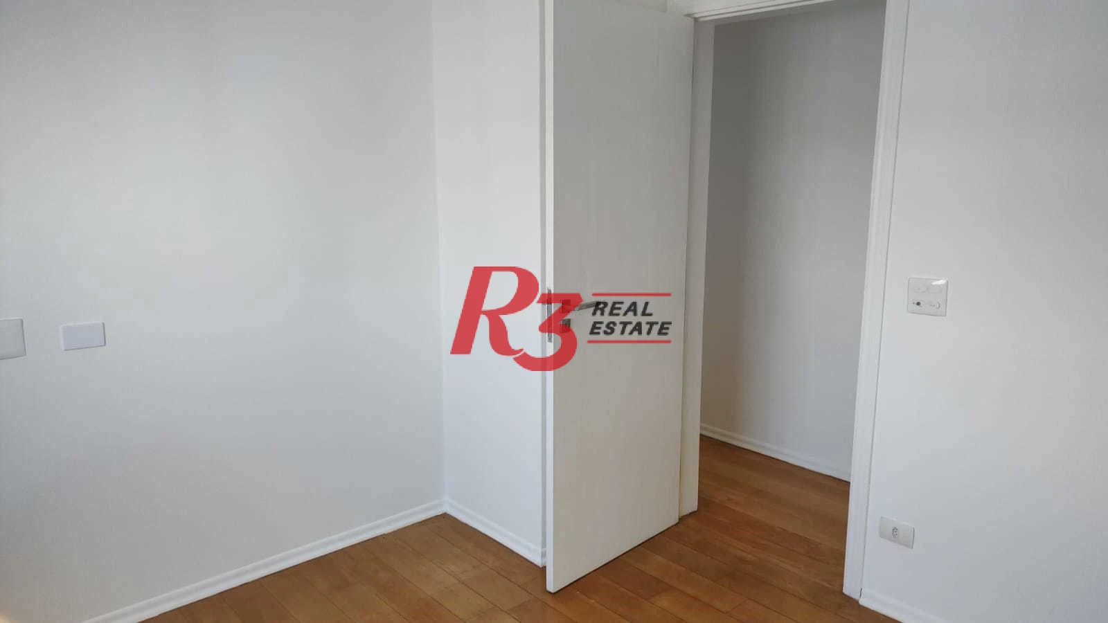 Apartamento  com 4 dormitórios à venda, 209 m² - Boqueirão - Santos/SP