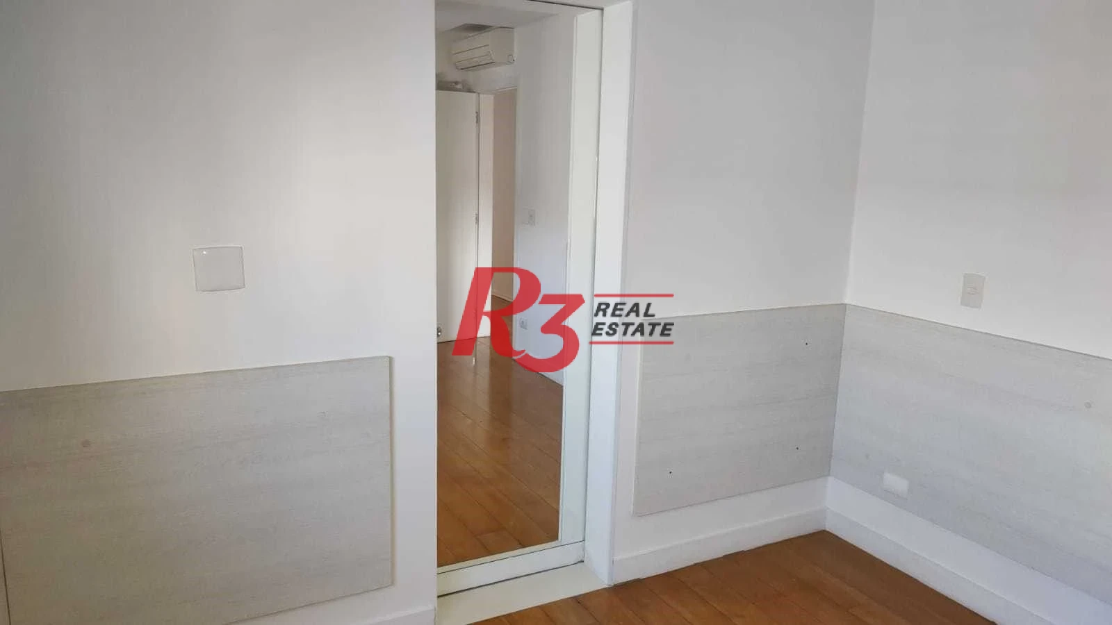 Apartamento  com 4 dormitórios à venda, 209 m² - Boqueirão - Santos/SP