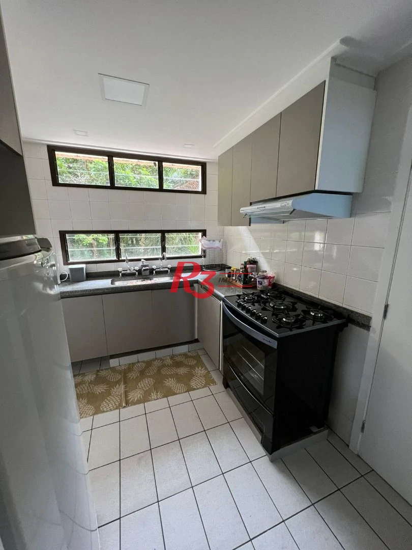 Apartamento com 4 dormitórios à venda, 170 m² por R$ 1.070.000 no Sorocotuba em Guarujá/SP