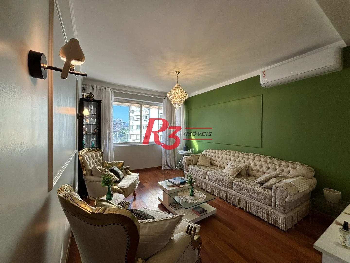 Apartamento com 3 dormitórios à venda, 188 m² por R$ 1.600.000,00 - Boqueirão - Santos/SP