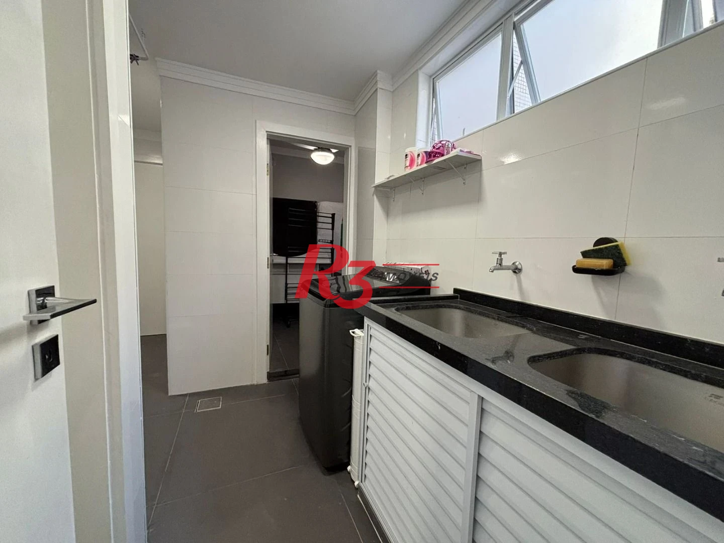 Apartamento com 3 dormitórios à venda, 188 m² por R$ 1.600.000,00 - Boqueirão - Santos/SP