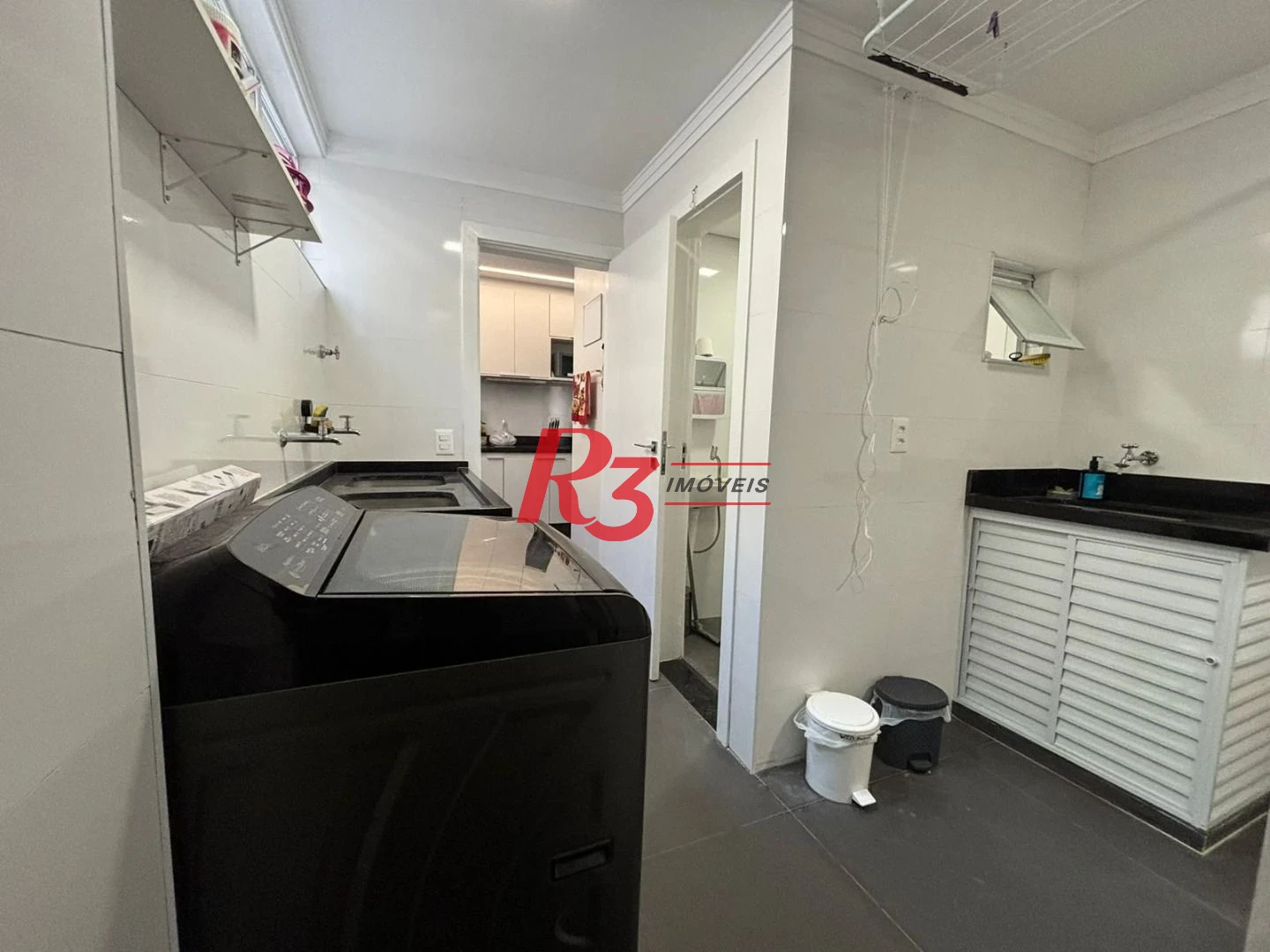 Apartamento com 3 dormitórios à venda, 188 m² por R$ 1.600.000,00 - Boqueirão - Santos/SP