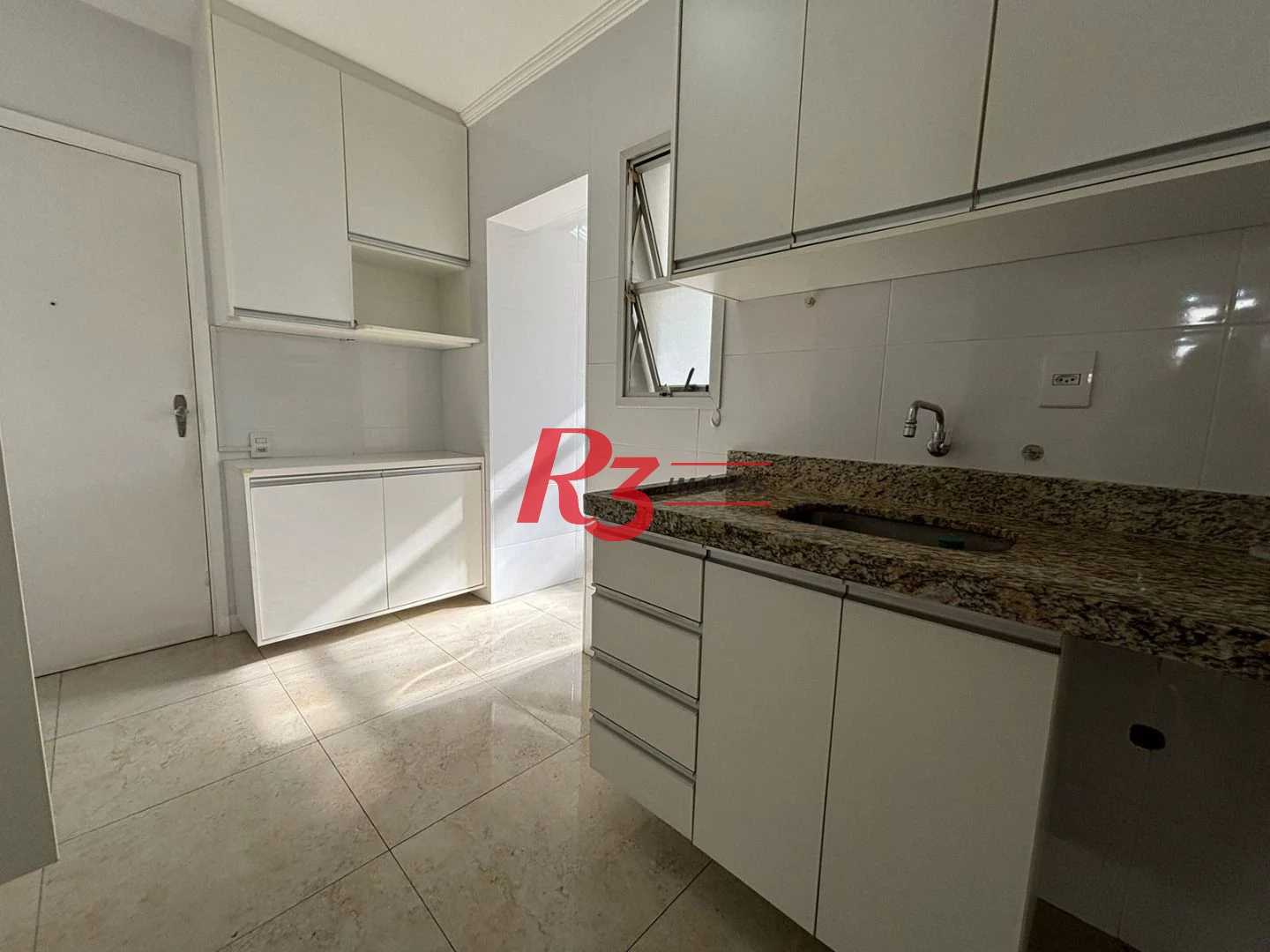 Apartamento com 3 dormitórios à venda, 188 m² por R$ 1.600.000,00 - Boqueirão - Santos/SP