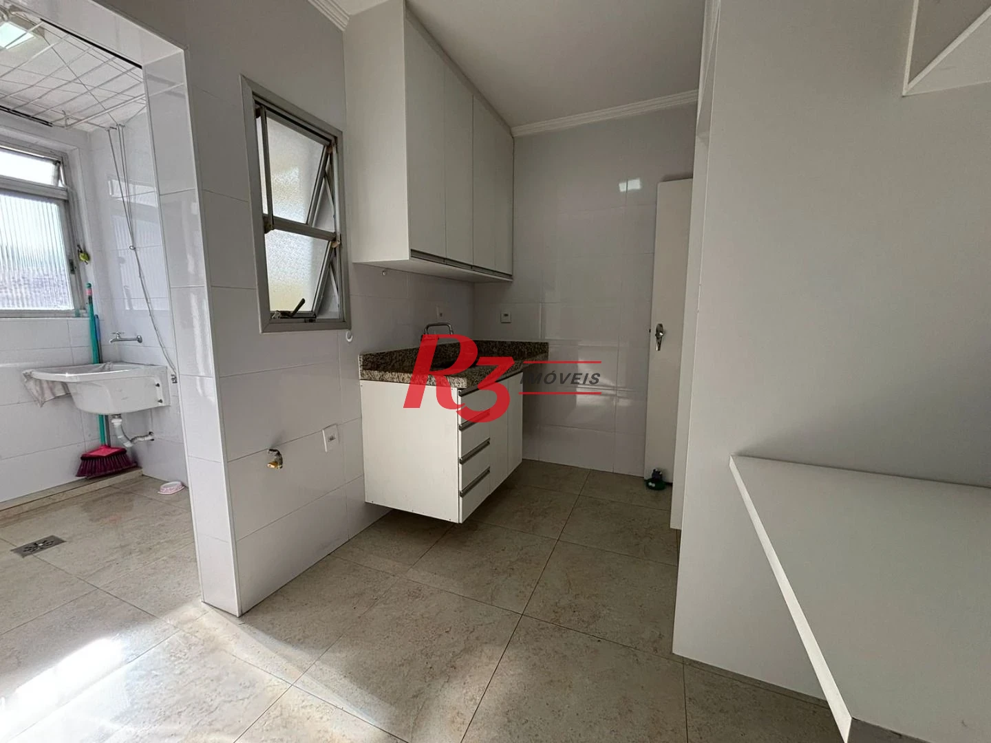 Apartamento com 3 dormitórios à venda, 188 m² por R$ 1.600.000,00 - Boqueirão - Santos/SP