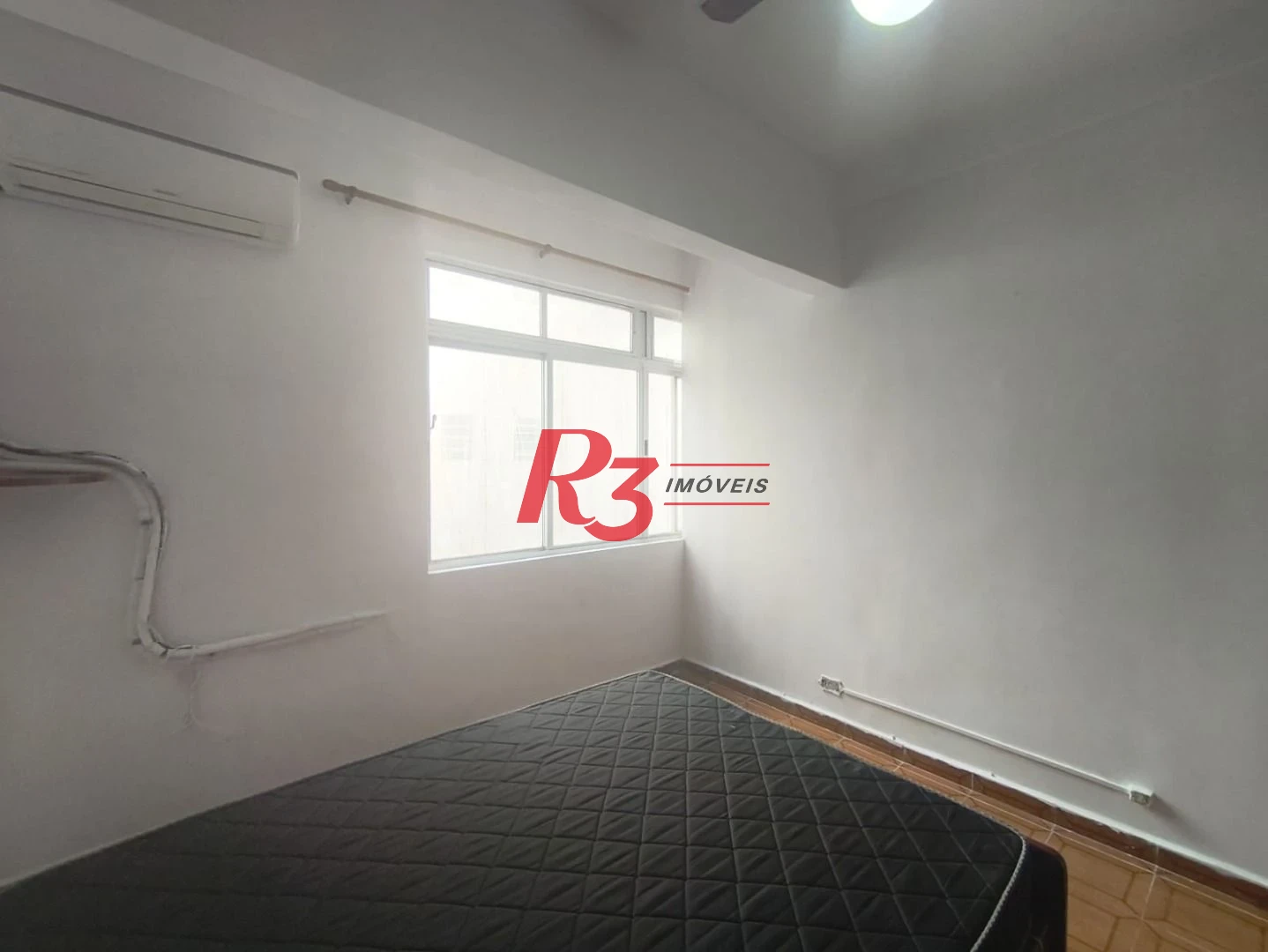Apartamento à venda, 55 m² por R$ 310.000,00 - Pompéia - Santos/SP