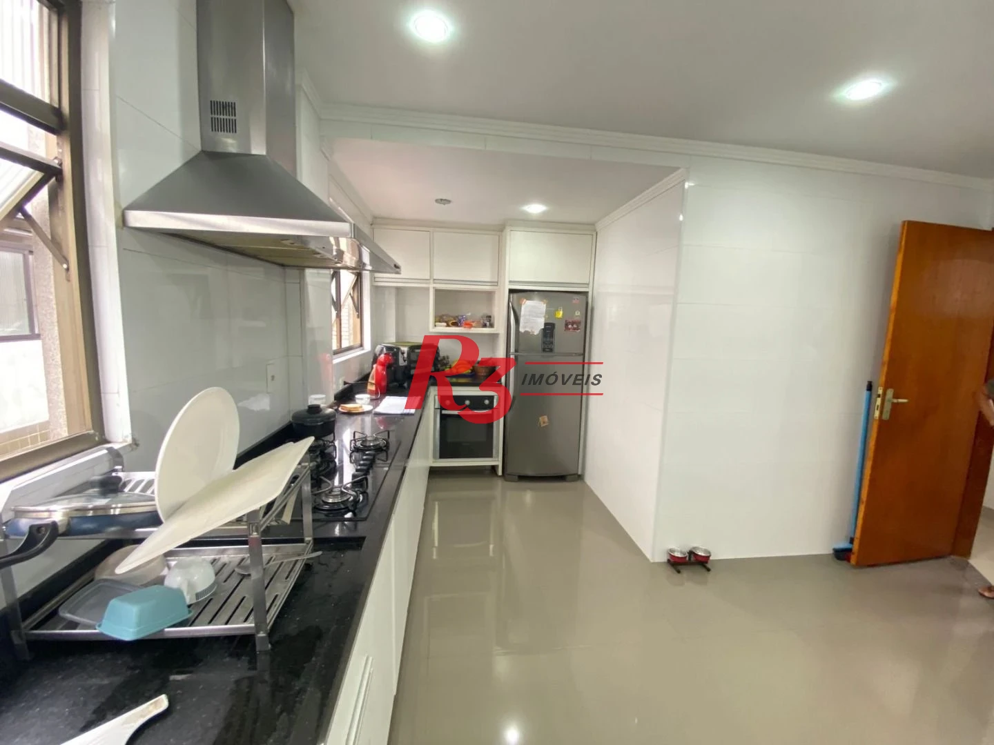 Sobrado à venda, 212 m² por R$ 1.500.000,00 - Embaré - Santos/SP