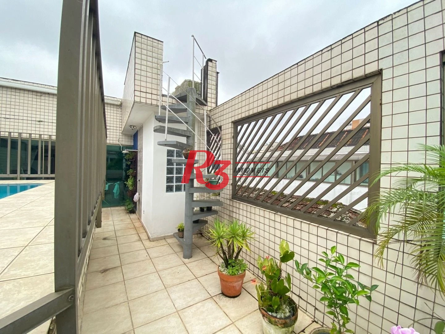 Sobrado à venda, 212 m² por R$ 1.500.000,00 - Embaré - Santos/SP