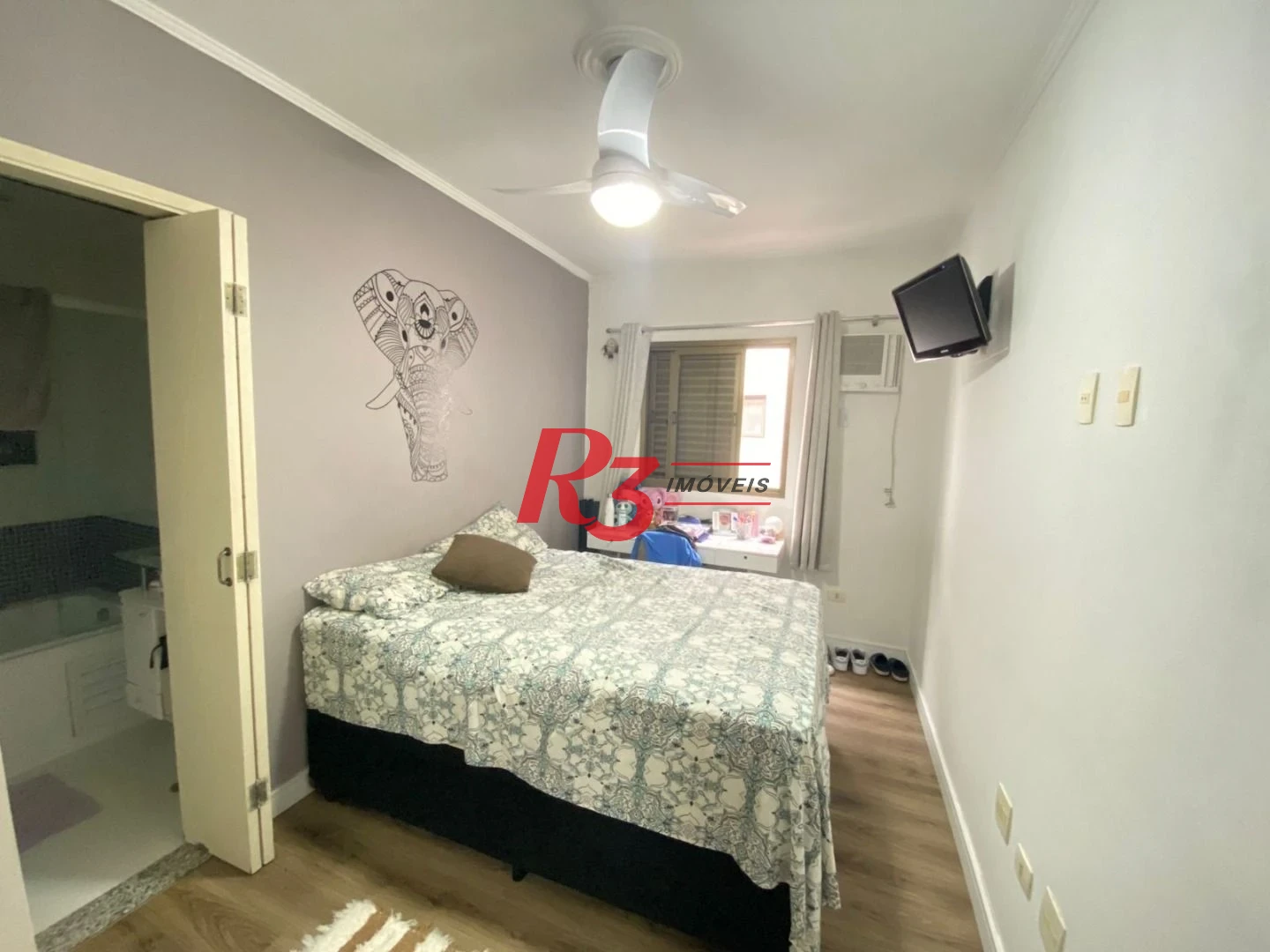 Sobrado à venda, 212 m² por R$ 1.500.000,00 - Embaré - Santos/SP