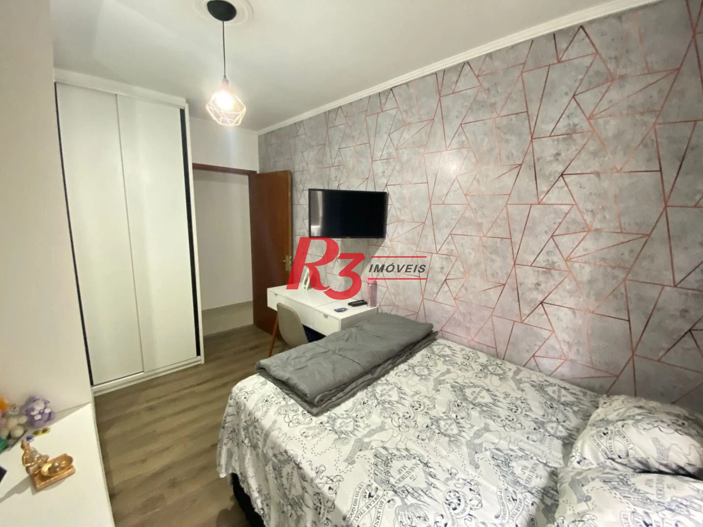 Sobrado à venda, 212 m² por R$ 1.500.000,00 - Embaré - Santos/SP