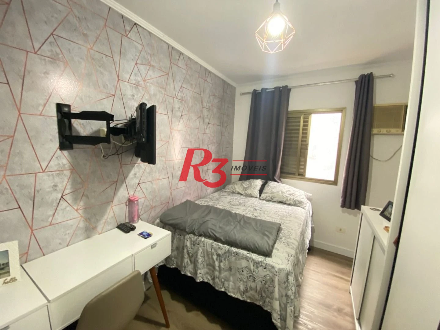 Sobrado à venda, 212 m² por R$ 1.500.000,00 - Embaré - Santos/SP