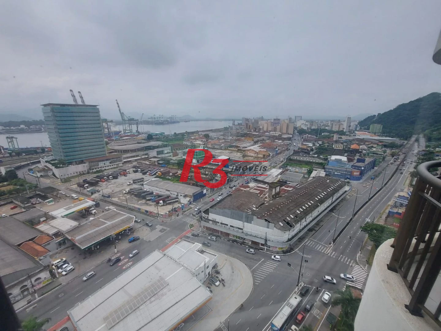 Sala à venda, 43 m² por R$ 230.000,00 - Valongo - Santos/SP