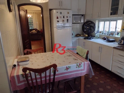 Casa com 4 dormitórios à venda, 251 m² por R$ 2.146.000,00 - Marapé - Santos/SP