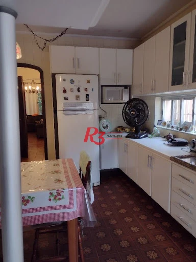 Casa com 4 dormitórios à venda, 251 m² por R$ 2.146.000,00 - Marapé - Santos/SP