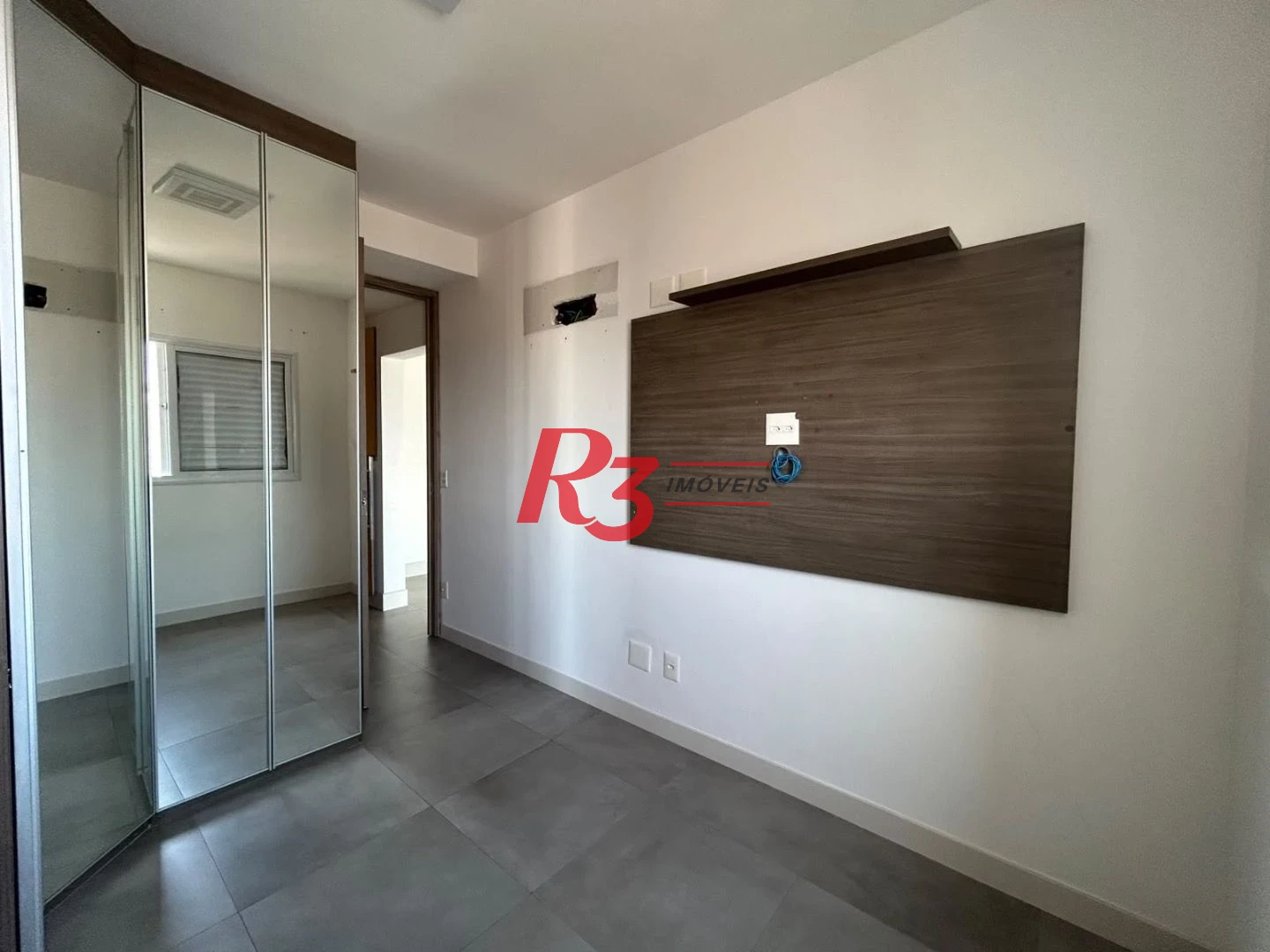 Apartamento com 1 dormitório à venda, 49 m² por R$ 650.000,00 - Ponta da Praia - Santos/SP