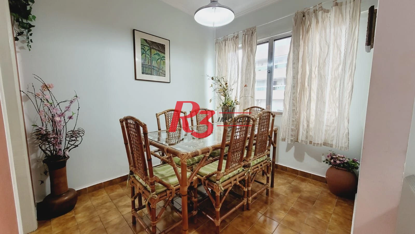 Apartamento com 2 dormitórios à venda, 97 m² por R$ 330.000,00 - Vila Assunção - Praia Grande/SP