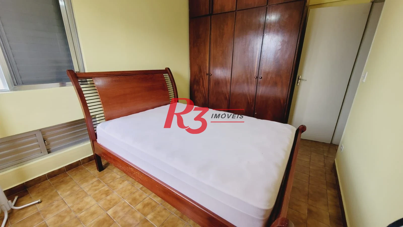 Apartamento com 2 dormitórios à venda, 97 m² por R$ 330.000,00 - Vila Assunção - Praia Grande/SP