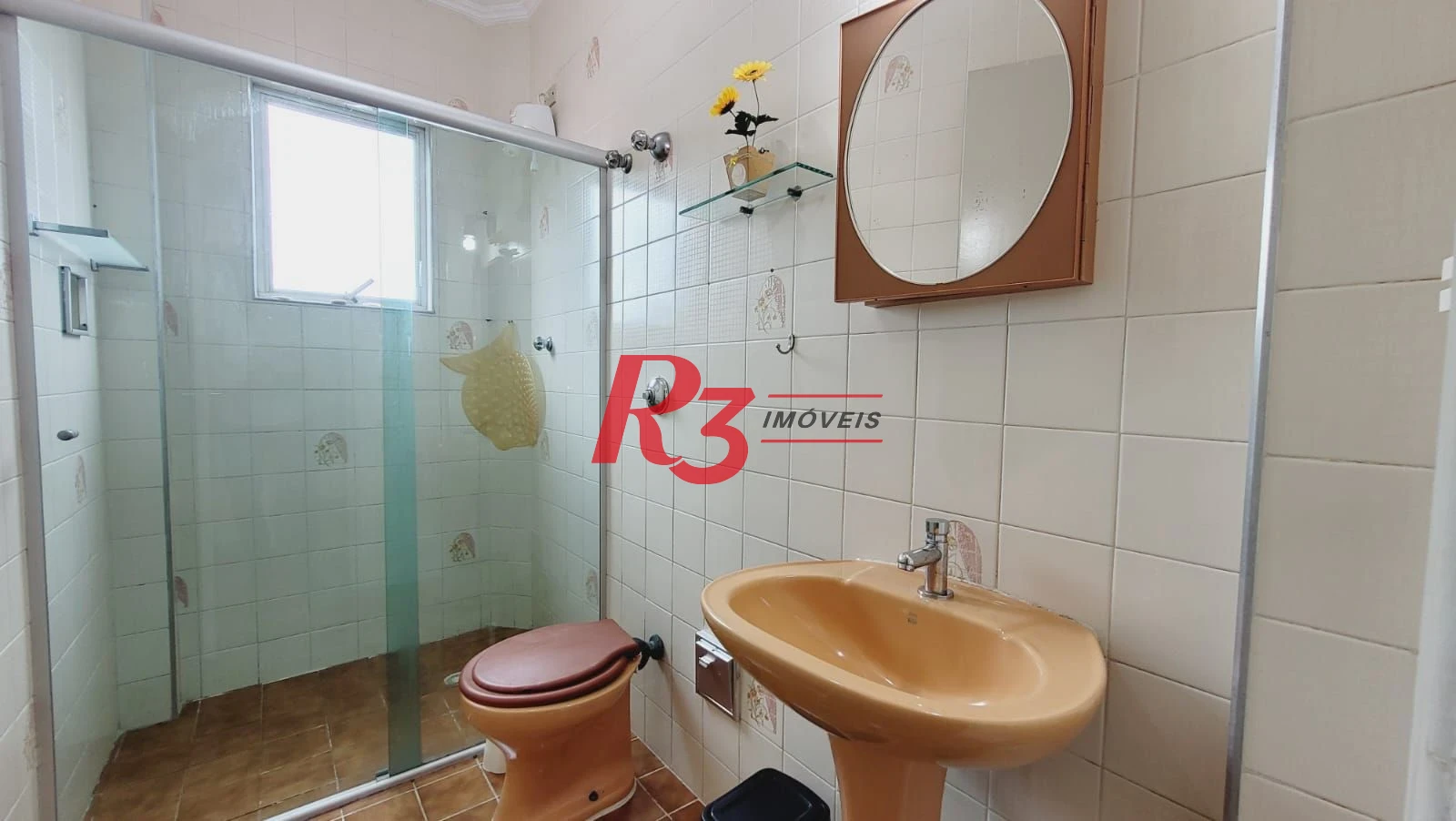 Apartamento com 2 dormitórios à venda, 97 m² por R$ 330.000,00 - Vila Assunção - Praia Grande/SP