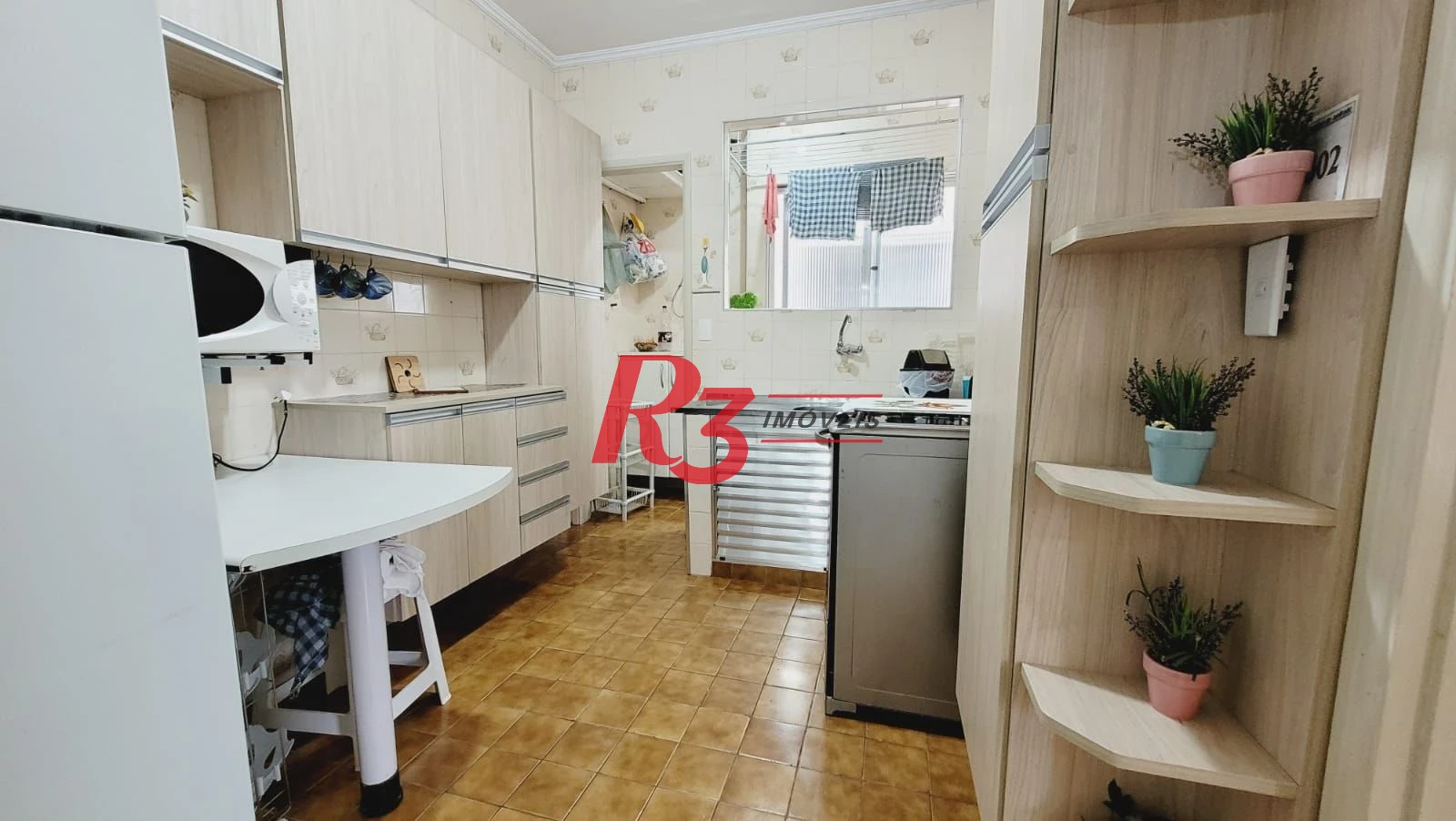 Apartamento com 2 dormitórios à venda, 97 m² por R$ 330.000,00 - Vila Assunção - Praia Grande/SP