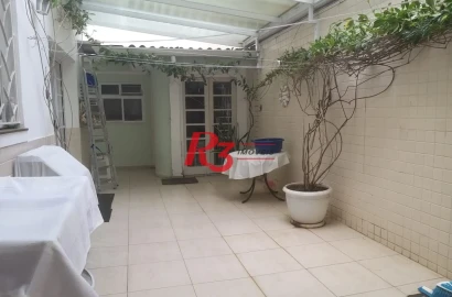 Sobrado com 4 dormitórios à venda, 180 m² por R$ 1.580.000,00 - Boqueirão - Santos/SP