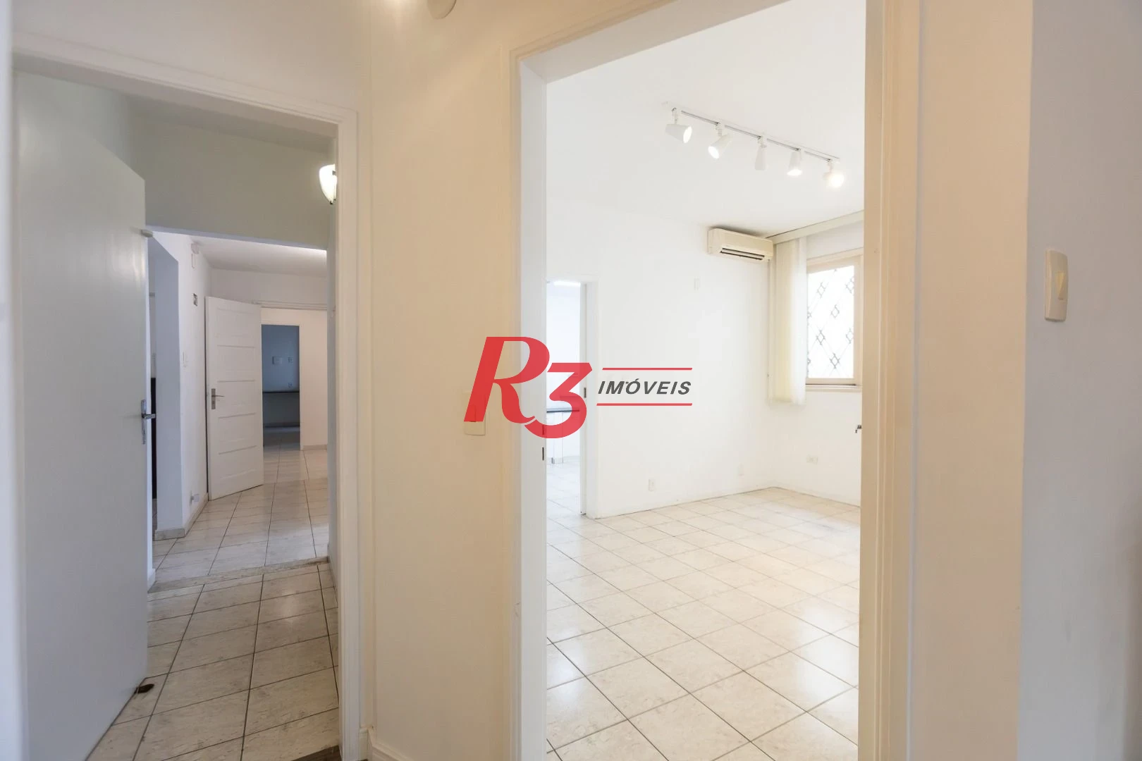 Casa, 354 m² - venda por R$ 5.000.000,00 ou aluguel por R$ 30.000,01/mês - Boqueirão - Santos/SP