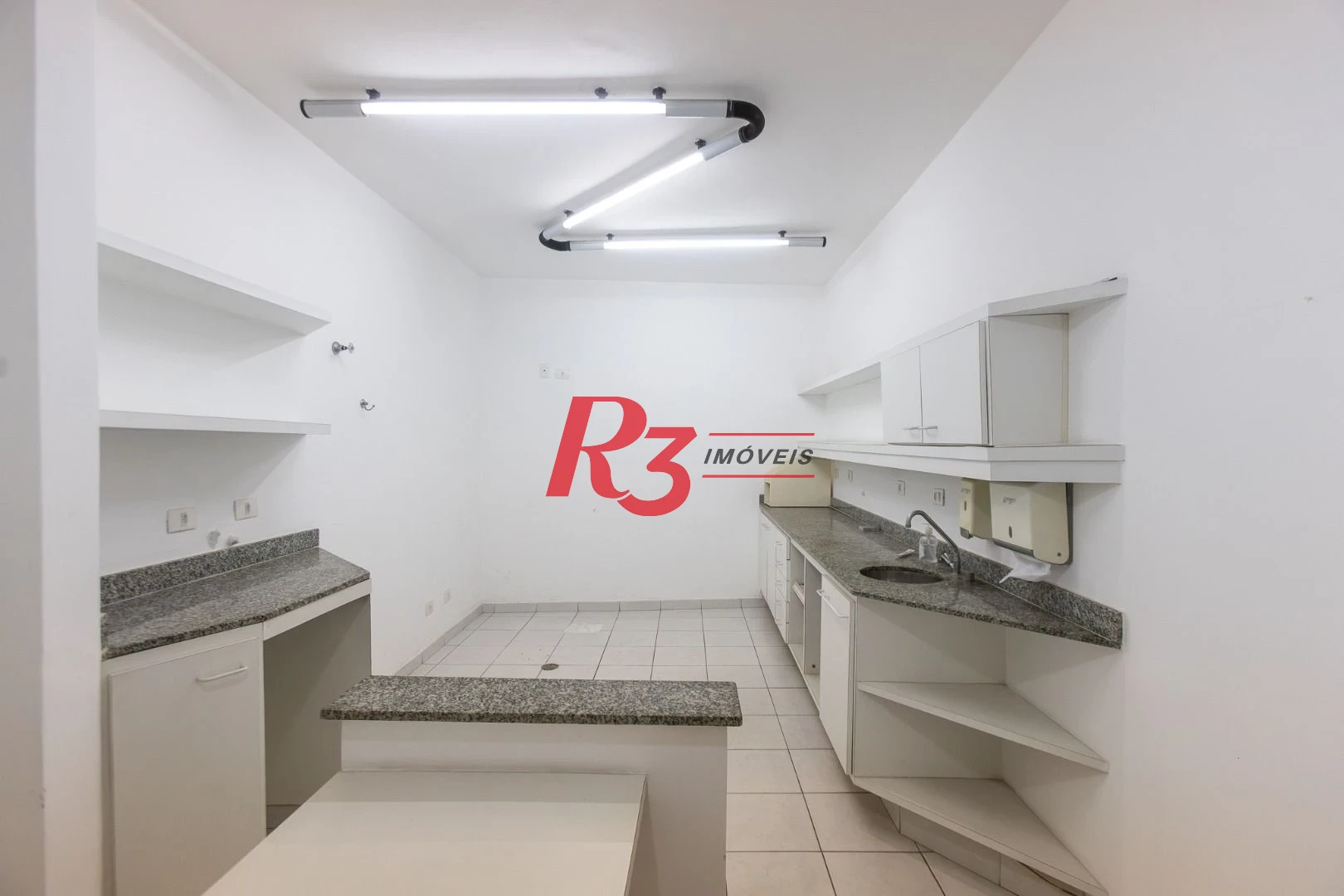 Casa, 354 m² - venda por R$ 5.000.000,00 ou aluguel por R$ 30.000,01/mês - Boqueirão - Santos/SP