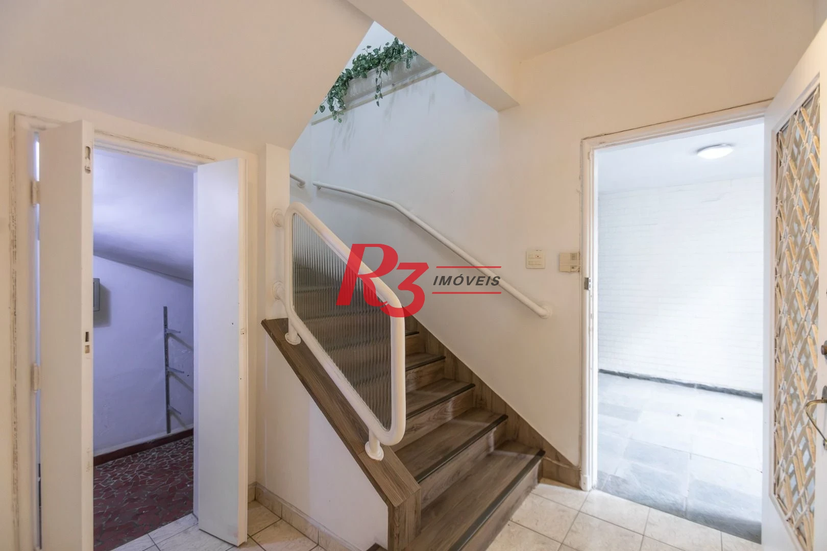Casa, 354 m² - venda por R$ 5.000.000,00 ou aluguel por R$ 30.000,01/mês - Boqueirão - Santos/SP