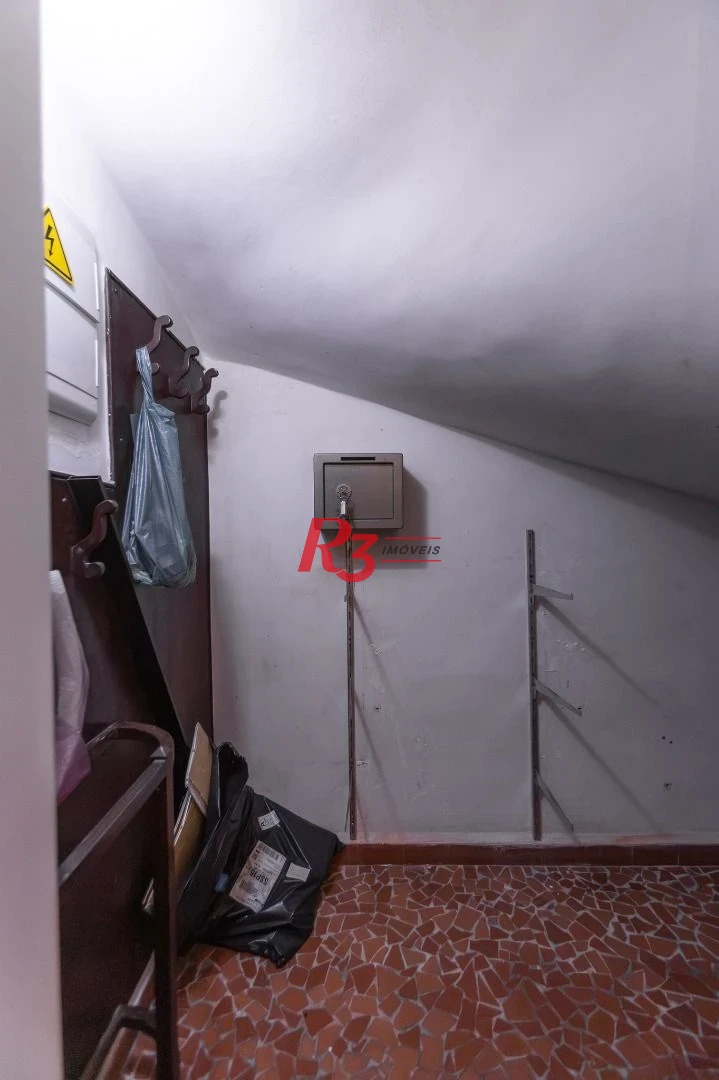 Casa, 354 m² - venda por R$ 5.000.000,00 ou aluguel por R$ 30.000,01/mês - Boqueirão - Santos/SP