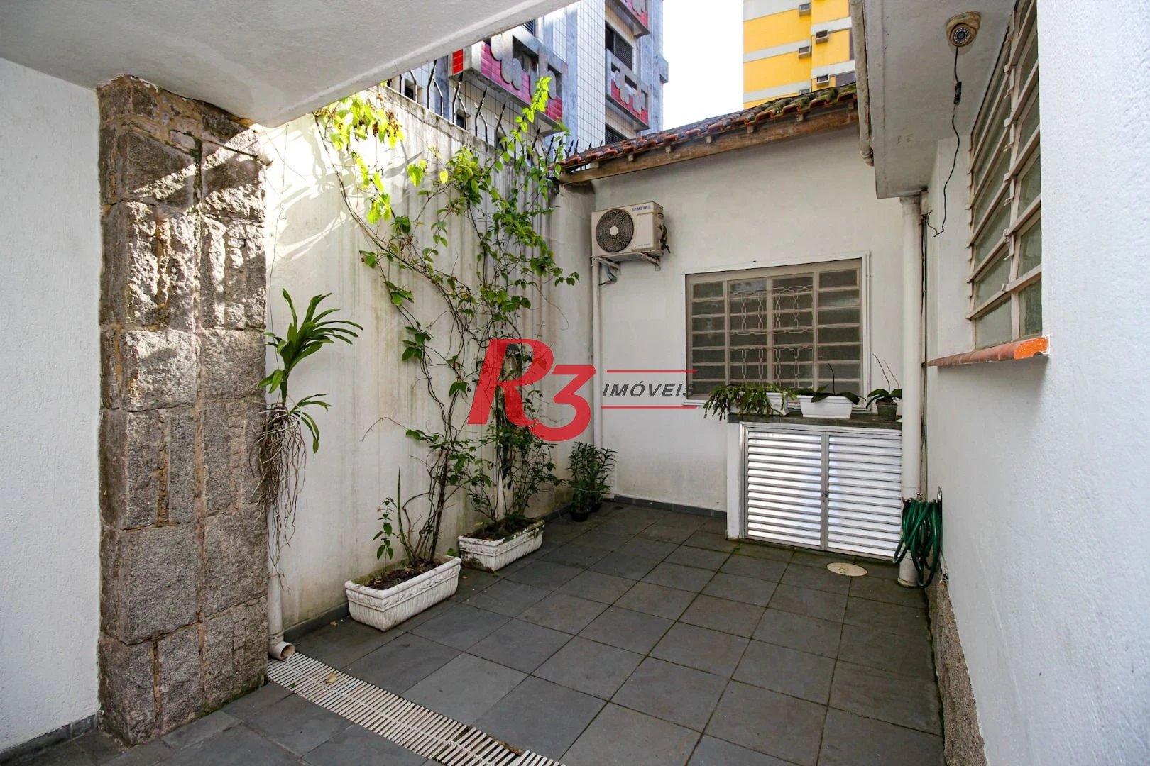 Casa para alugar, 354 m² por R$ 29.500,00/mês - Boqueirão - Santos/SP