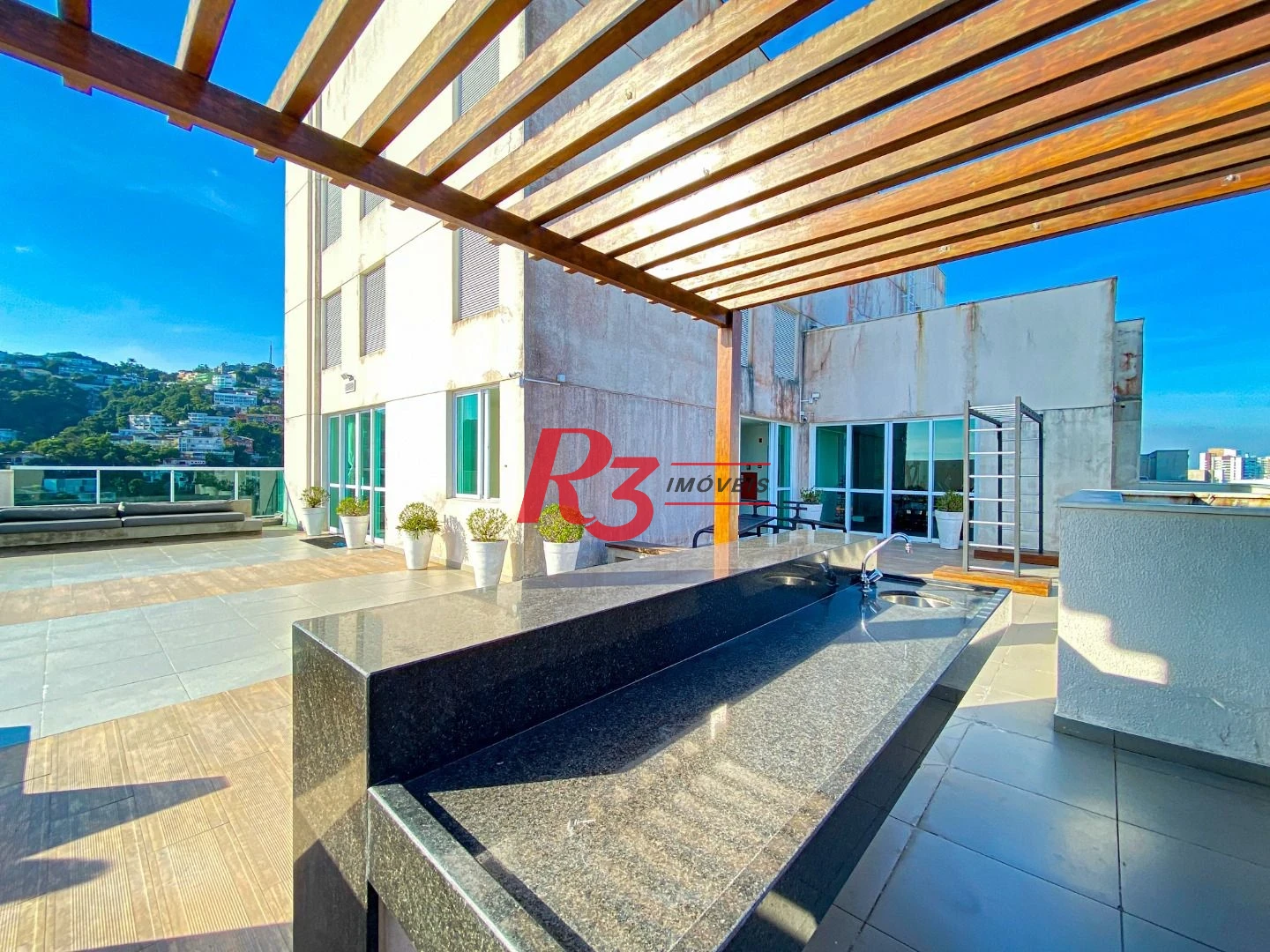 Apartamento com 1 dormitório para alugar, 48 m² por R$ 4.000,00/mês - José Menino - Santos/SP
