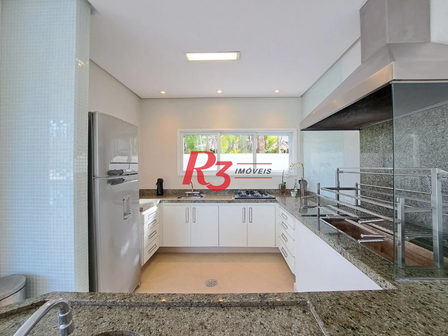 Maravilhosa casa no condomínio Granville Enseada Guarujá