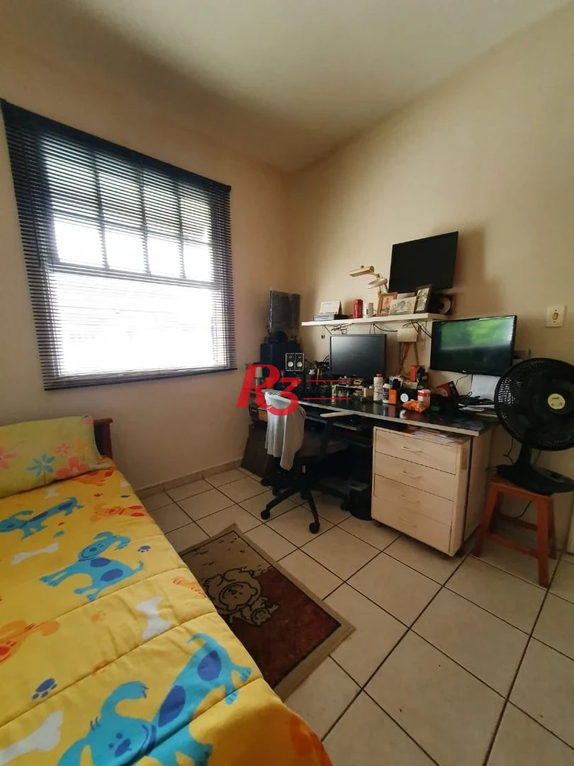 Oportunidade ,apartamento 3 dormitórios em prédio perto da Unisantos