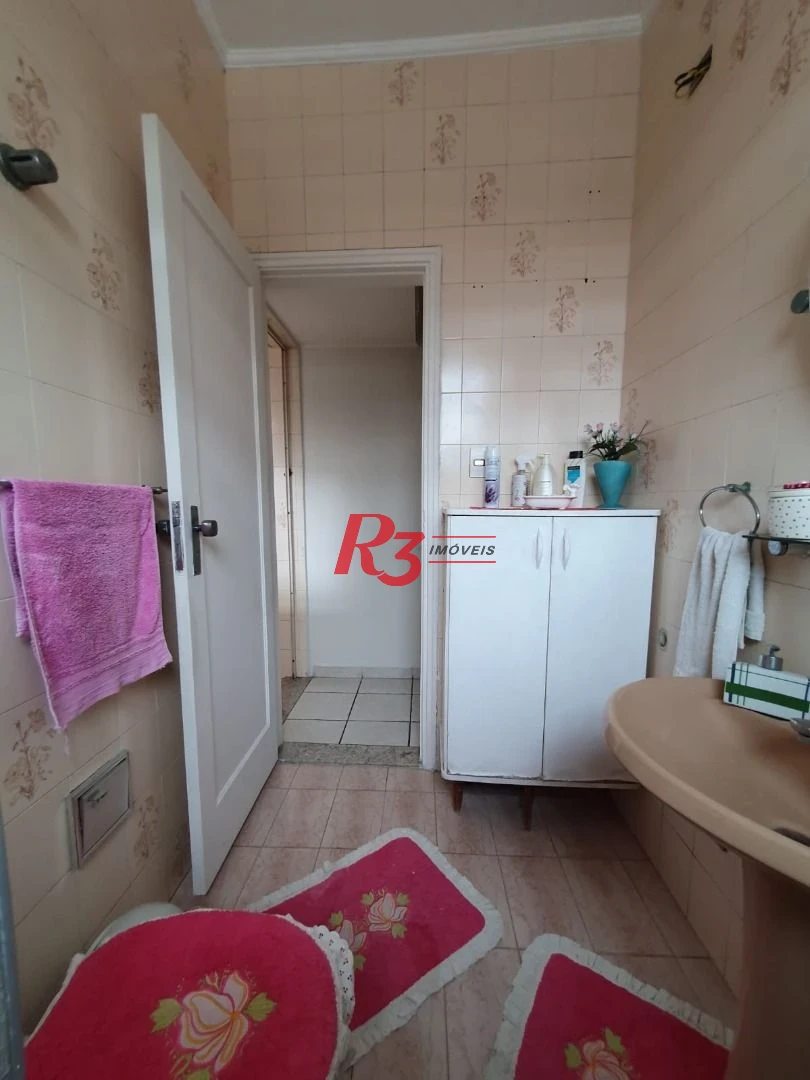 Oportunidade ,apartamento 3 dormitórios em prédio perto da Unisantos