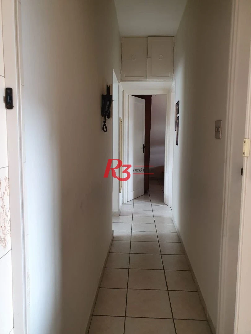 Oportunidade ,apartamento 3 dormitórios em prédio perto da Unisantos