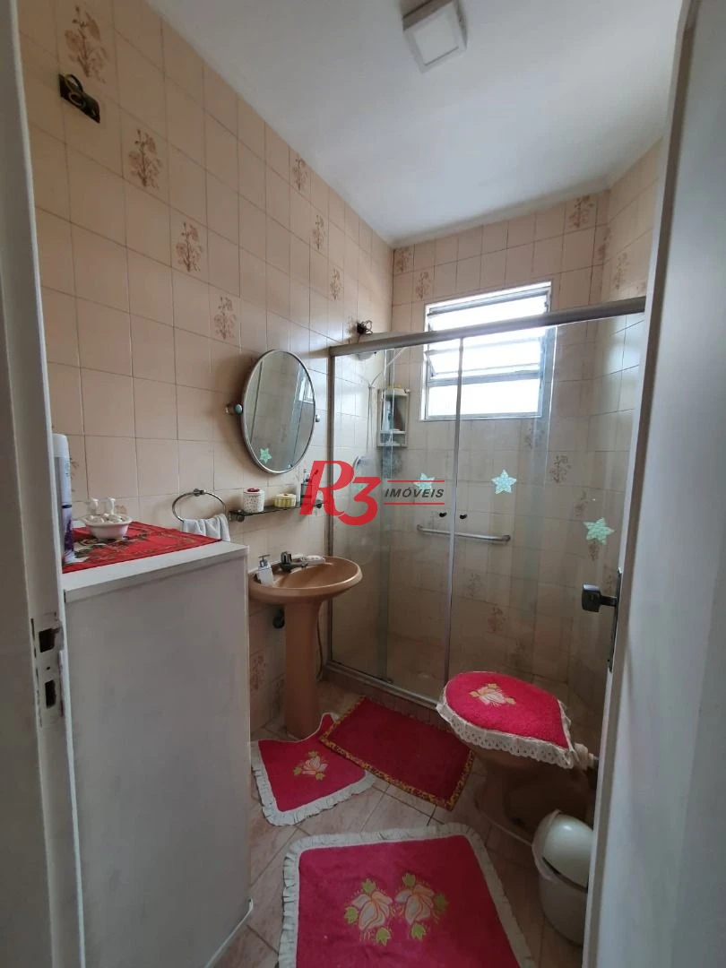 Oportunidade ,apartamento 3 dormitórios em prédio perto da Unisantos