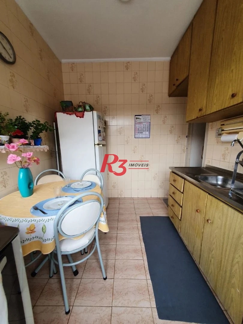 Oportunidade ,apartamento 3 dormitórios em prédio perto da Unisantos