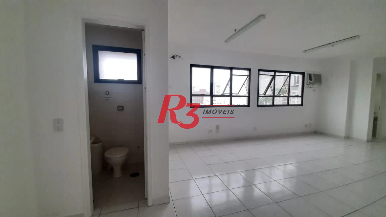 Sala comercial para locação, 46 m², 1 vaga, no Gonzaga, Santos SP.