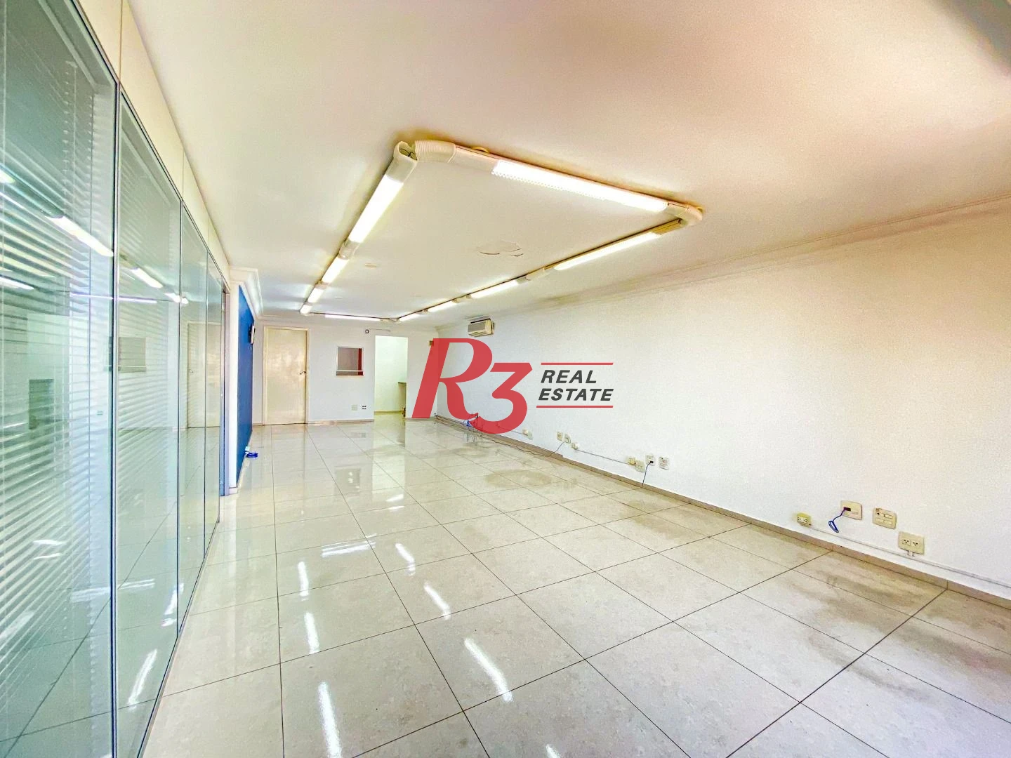 Sala à venda, 80 m² por R$ 318.000,00 - Centro - Santos/SP