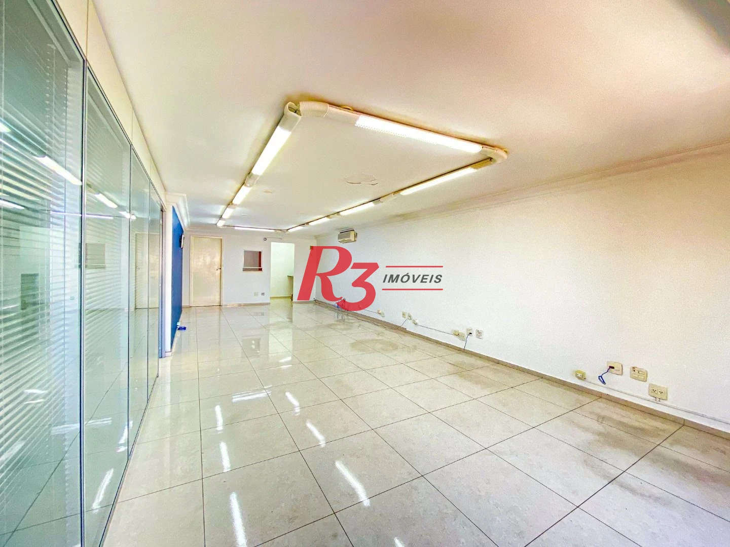 Sala à venda, 80 m² por R$ 318.000,00 - Centro - Santos/SP