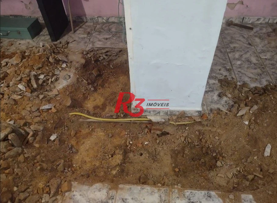 Terreno à venda, 150 m² por R$ 800.000,00 - Marapé - Santos/SP