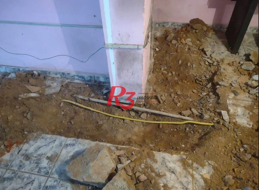 Terreno à venda, 150 m² por R$ 800.000,00 - Marapé - Santos/SP