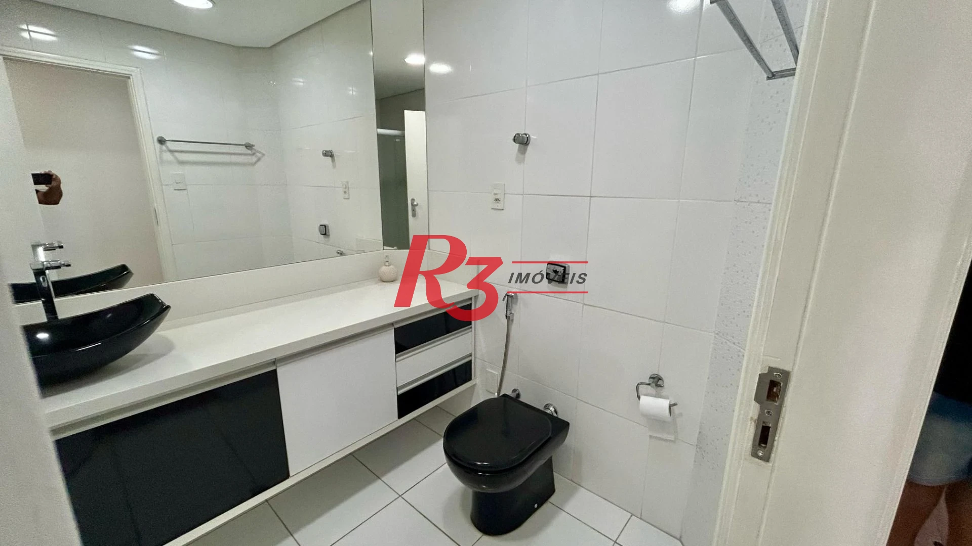 Apartamento com 3 dormitórios, 132 m² - venda por R$ 1.070.000,00 ou aluguel por R$ 7.200,00/mês - Pompéia - Santos/SP