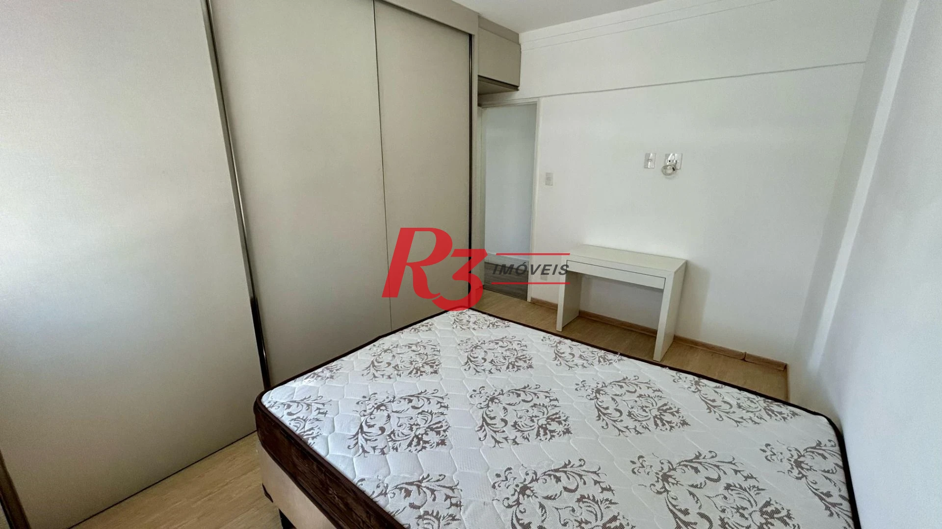 Apartamento com 3 dormitórios, 132 m² - venda por R$ 1.070.000,00 ou aluguel por R$ 7.200,00/mês - Pompéia - Santos/SP