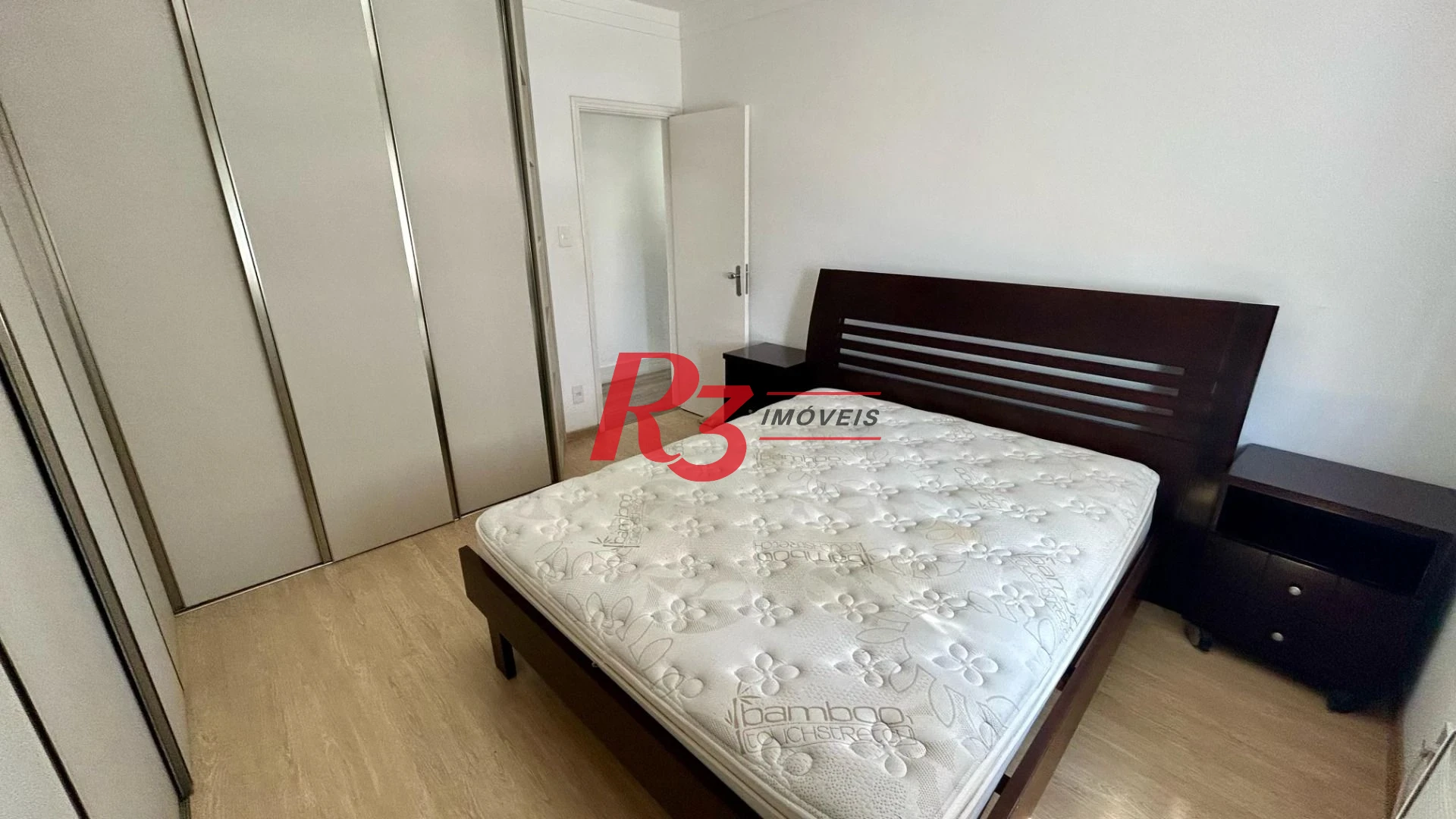 Apartamento com 3 dormitórios, 132 m² - venda por R$ 1.070.000,00 ou aluguel por R$ 7.200,00/mês - Pompéia - Santos/SP