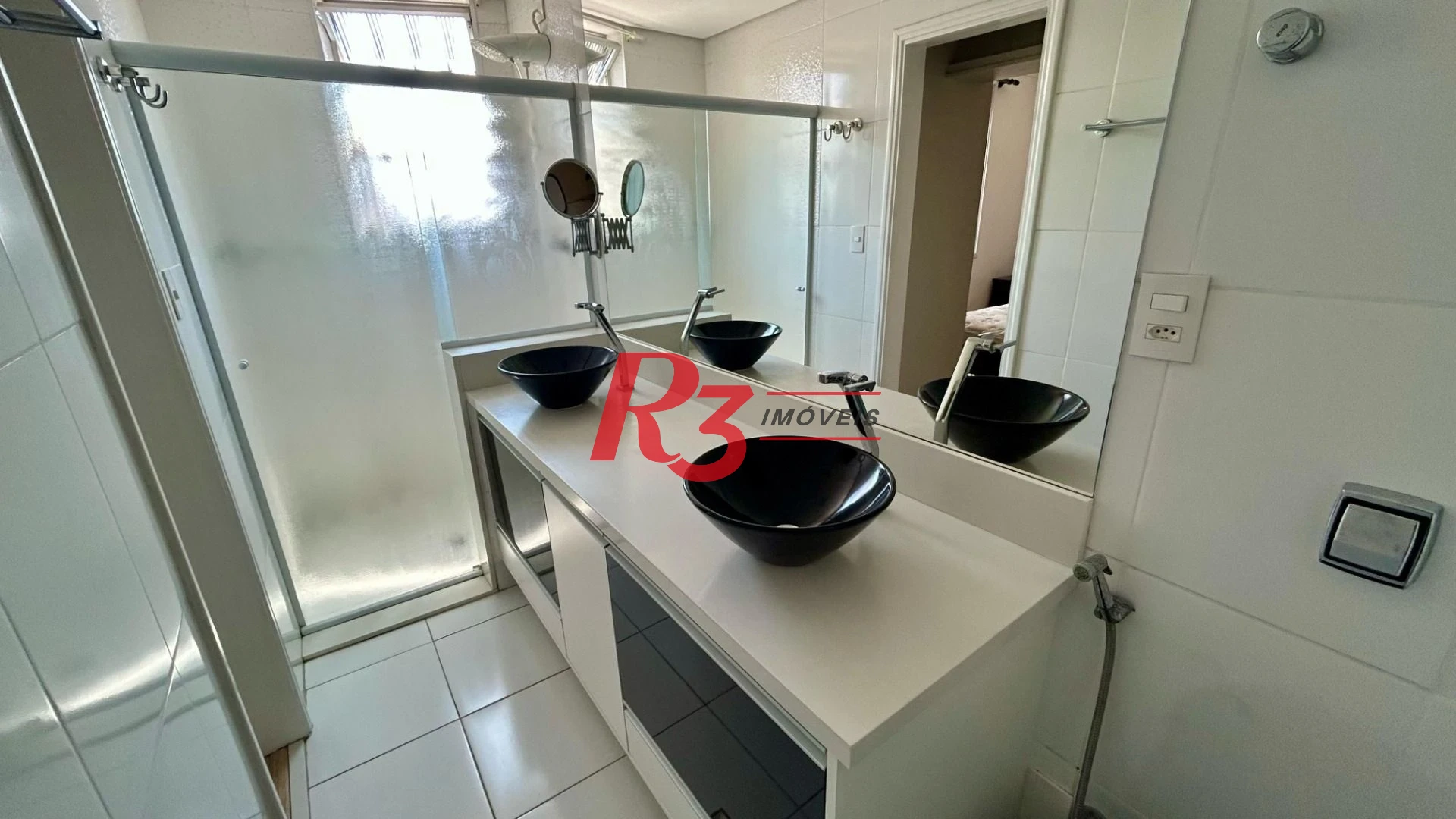 Apartamento com 3 dormitórios, 132 m² - venda por R$ 1.070.000,00 ou aluguel por R$ 7.200,00/mês - Pompéia - Santos/SP