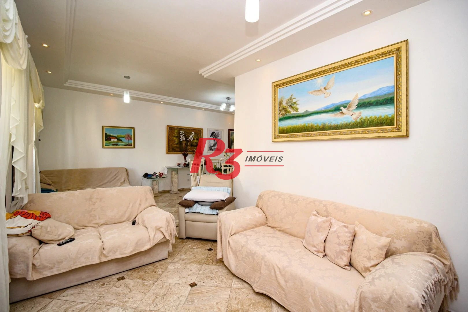Apartamento com 2 quartos 2 suites, dep completa, 2 vagas